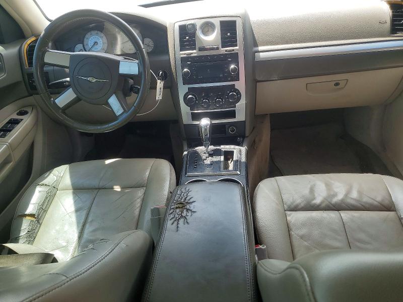 Photo 8 from auction – 2010 CHRYSLER 300 with VIN 2C3CA5CVXAH307059