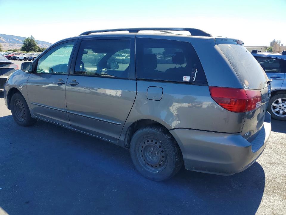 Photo 2 from auction – 2004 TOYOTA SIENNA with VIN 5TDZA23C84S045650