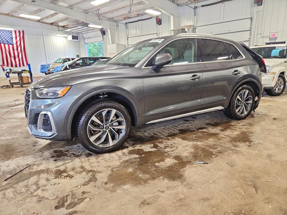 AUDI Q5 2022 with VIN WA1EAAFY6N2092288 - Photo from auction