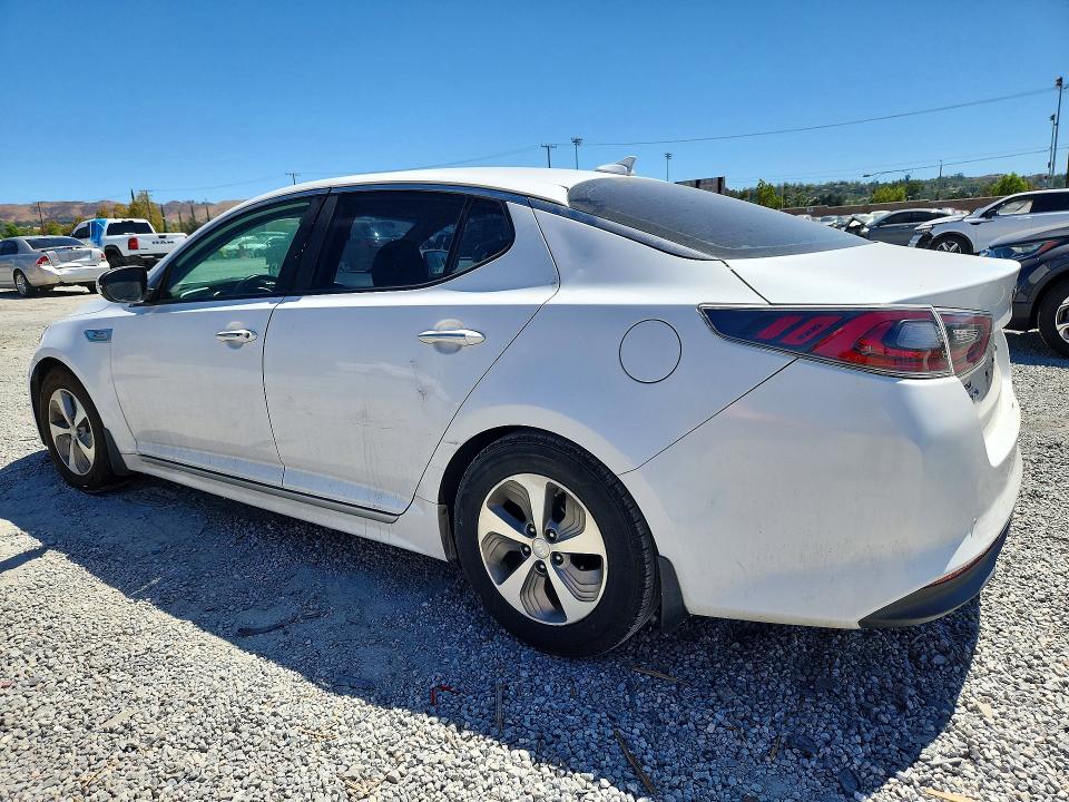 Photo 2 from auction – 2015 KIA OPTIMA with VIN KNAGM4AD4F5079449