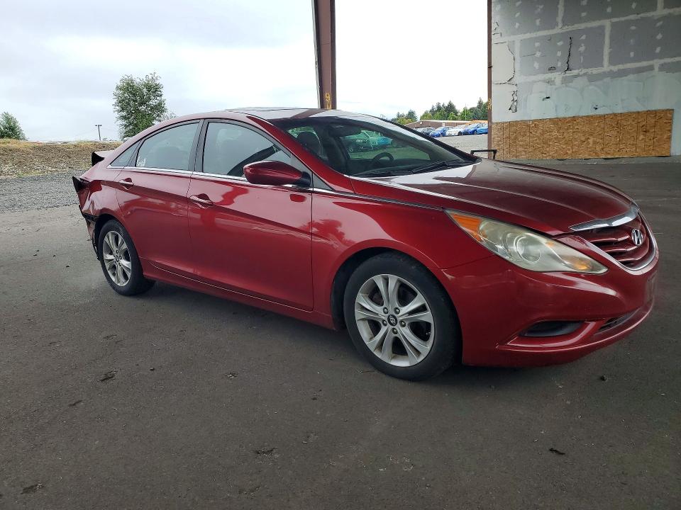 Photo 4 from auction – 2011 HYUNDAI SONATA with VIN 5NPEB4ACXBH065184
