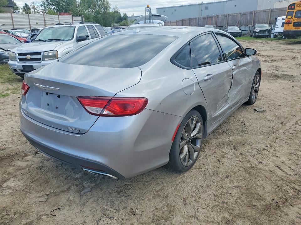 Photo 3 from auction – 2015 CHRYSLER 200 with VIN 1C3CCCDGXFN618228