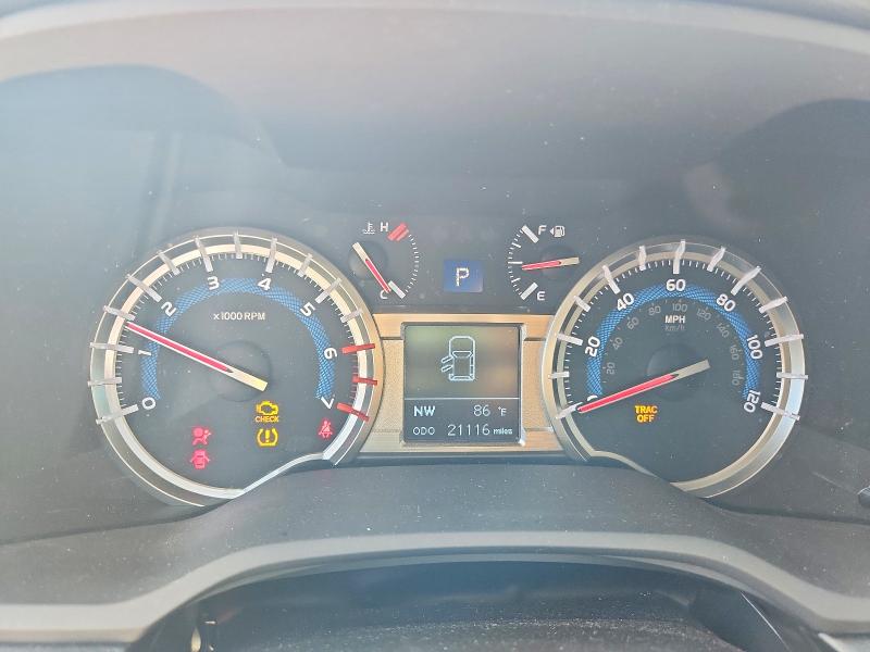 Photo 9 from auction – 2018 TOYOTA 4RUNNER with VIN JTEZU5JR5J5180274