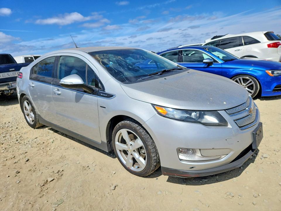 Photo 4 from auction – 2014 CHEVROLET VOLT with VIN 1G1RE6E45EU132252