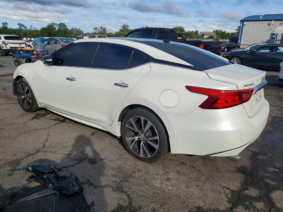Foto 2 de la subasta – 2017 NISSAN MAXIMA con VIN 1N4AA6AP4HC444305