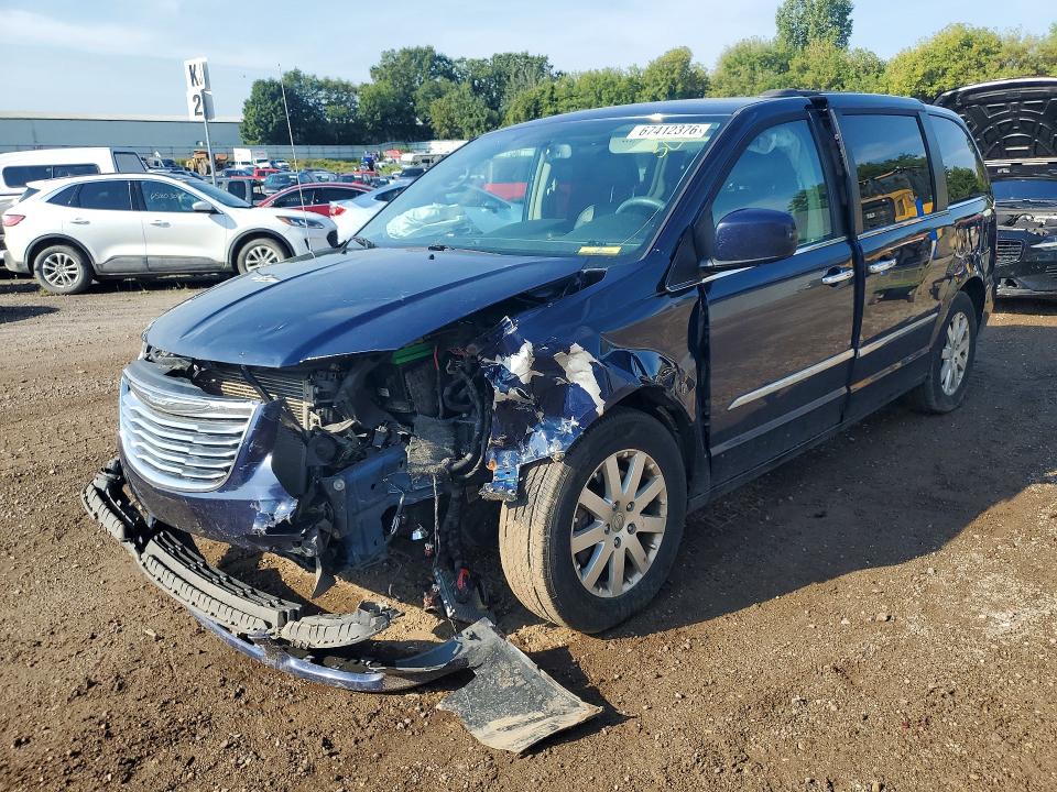 Снимка 1 от търг – 2015 CHRYSLER TOWN & COUNTRY с VIN 2C4RC1BG6FR602074