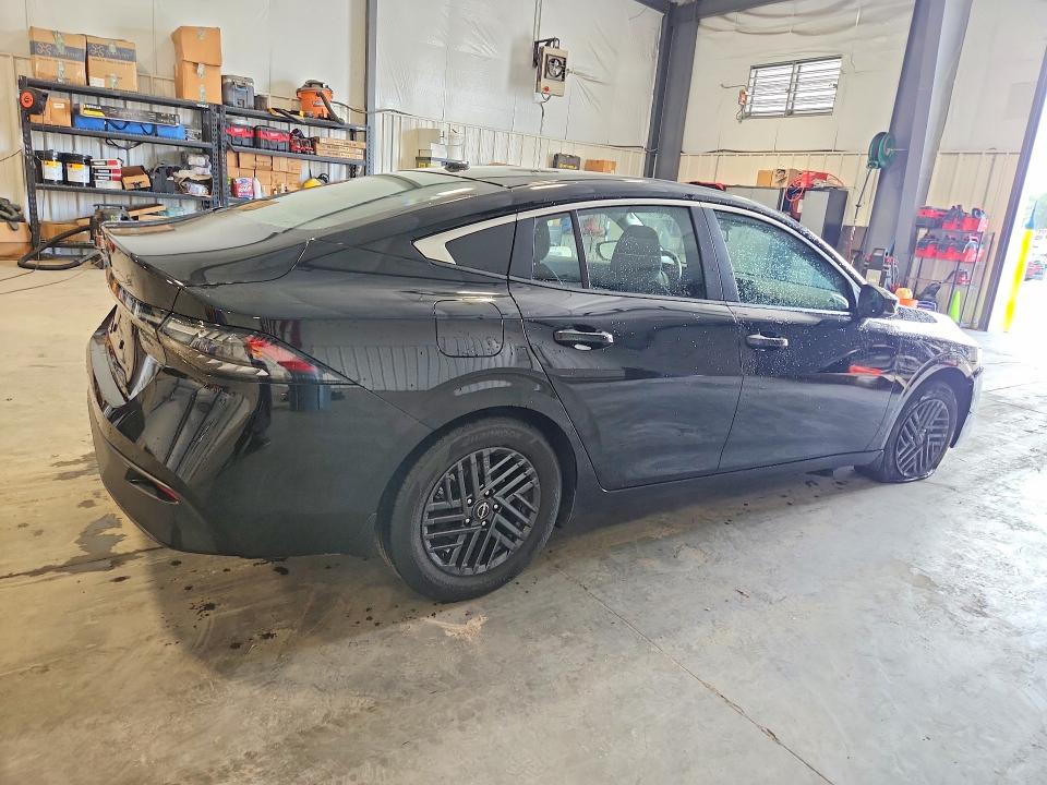 Снимка 3 от търг – 2026 NISSAN SENTRA с VIN 3N1AB9CV3TY263560