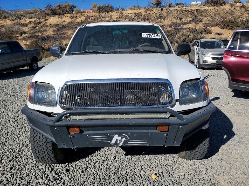 Снимка 5 от търг – 2000 TOYOTA TUNDRA с VIN 5TBBT4411YS079089