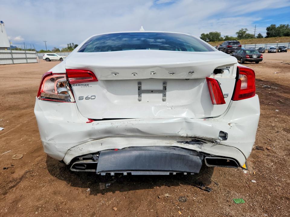 Photo 6 from auction – 2016 VOLVO S60 with VIN YV126MFK5G2402337