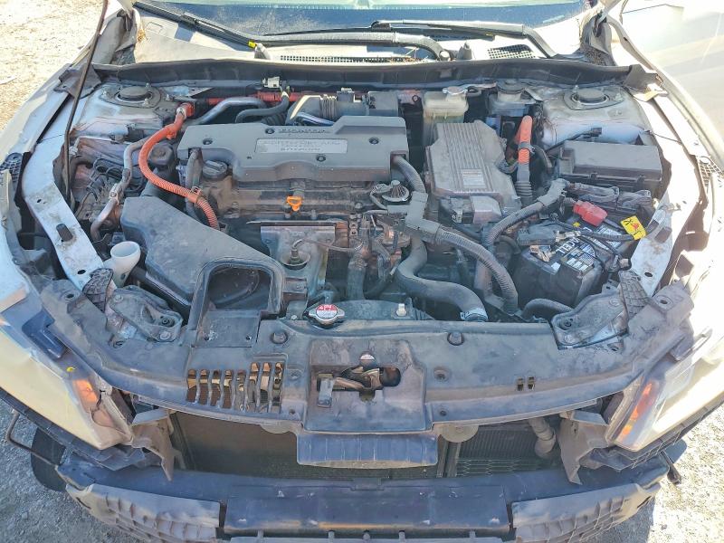 Photo 11 from auction – 2017 HONDA ACCORD with VIN JHMCR6F53HC007865