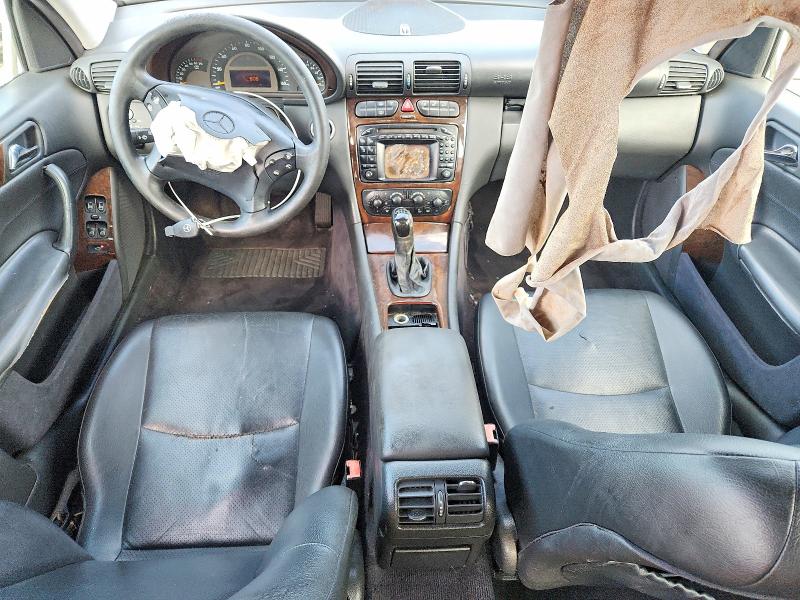Photo 8 from auction – 2001 MERCEDES-BENZ C with VIN WDBRF61J71F134937