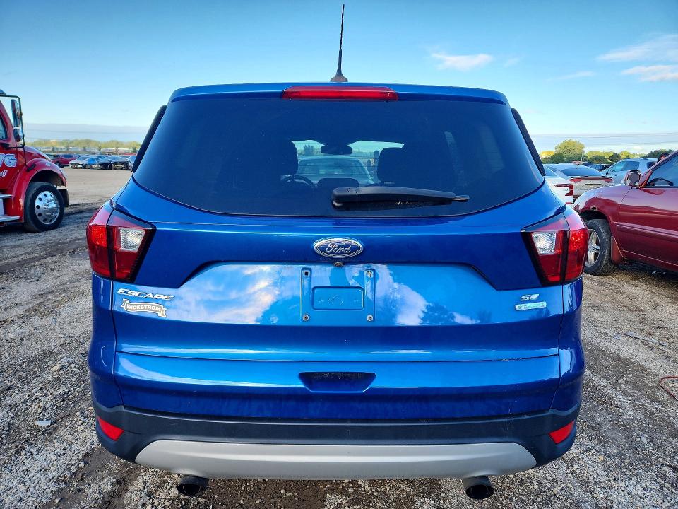 Снимка 6 от търг – 2019 FORD ESCAPE с VIN 1FMCU0GD2KUB96766