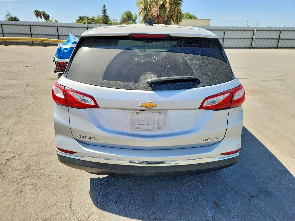 Photo 6 from auction – 2020 CHEVROLET EQUINOX with VIN 3GNAXUEV3LS688740