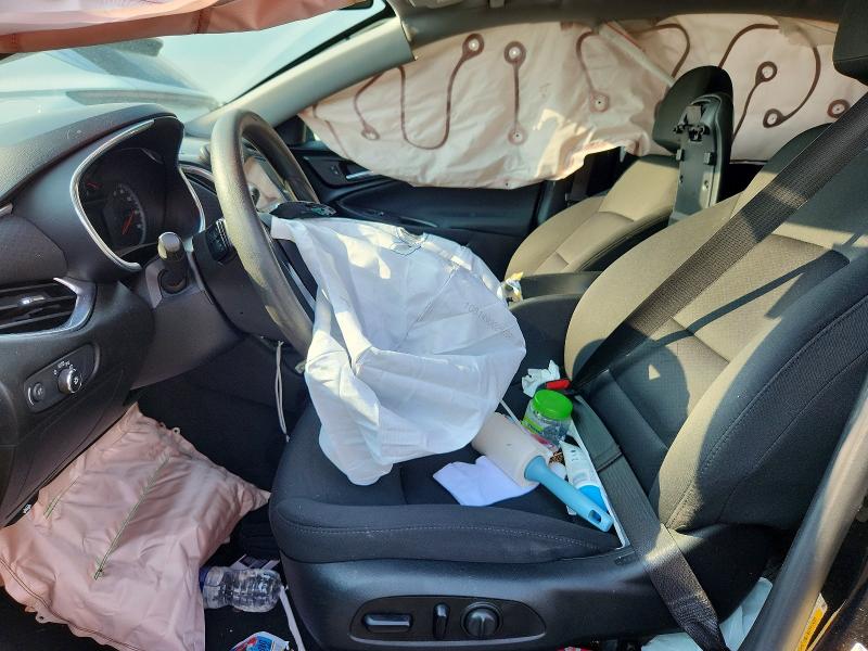 Photo 7 from auction – 2021 CHEVROLET MALIBU with VIN 1G1ZD5ST8MF011727