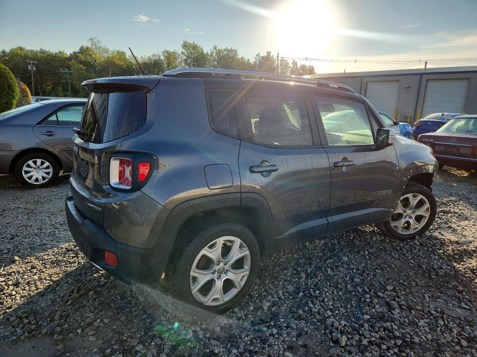 Photo 3 from auction – 2017 JEEP RENEGADE with VIN ZACCJBDB9HPF71848