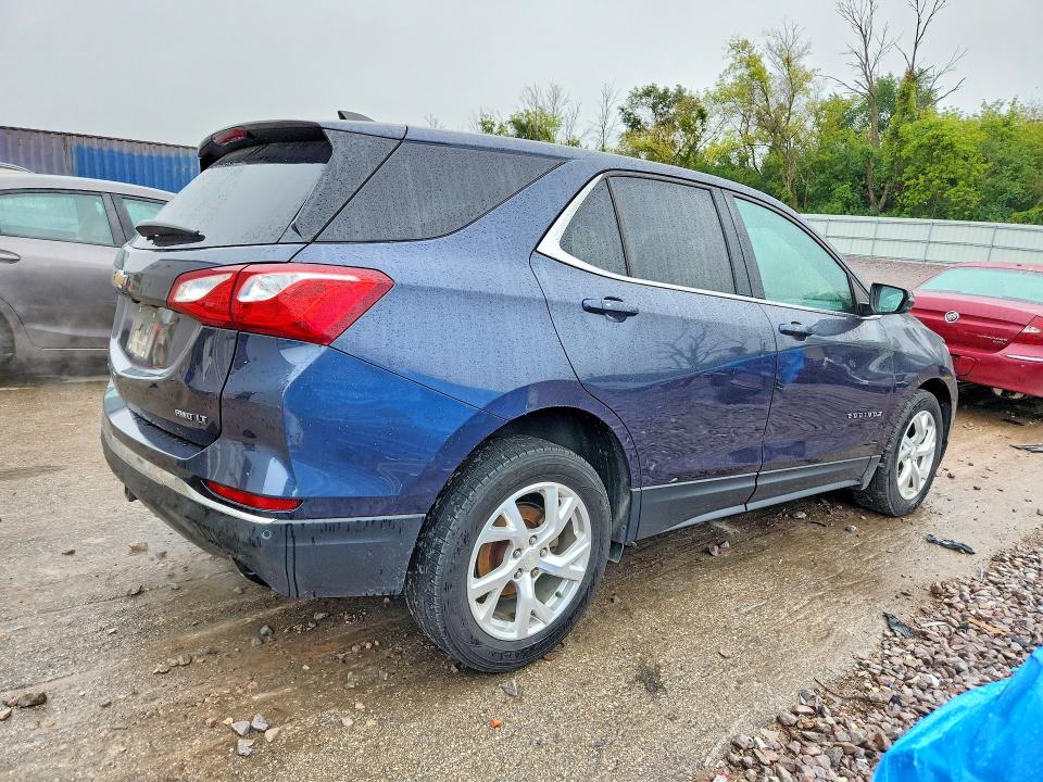 Photo 3 from auction – 2018 CHEVROLET EQUINOX with VIN 3GNAXTEX2JS525943