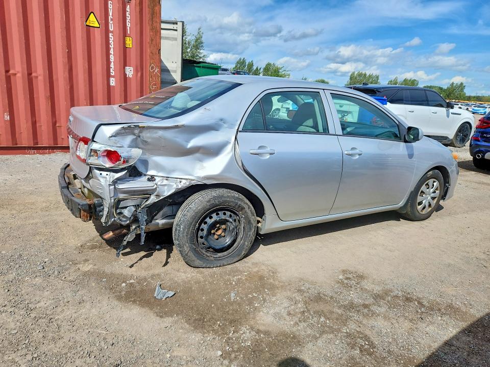 Снимка 3 от търг – 2012 TOYOTA COROLLA с VIN 2T1BU4EE7CC818344