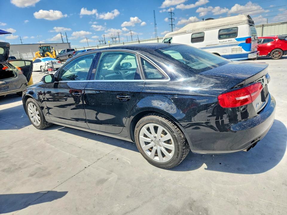 Снимка 2 от търг – 2013 AUDI A4 с VIN WAUAFAFL9DA174219