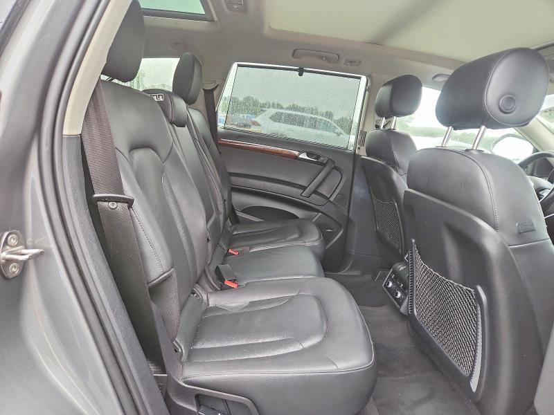 Photo 11 from auction – 2015 AUDI Q7 with VIN WA1DGAFE0FD004664