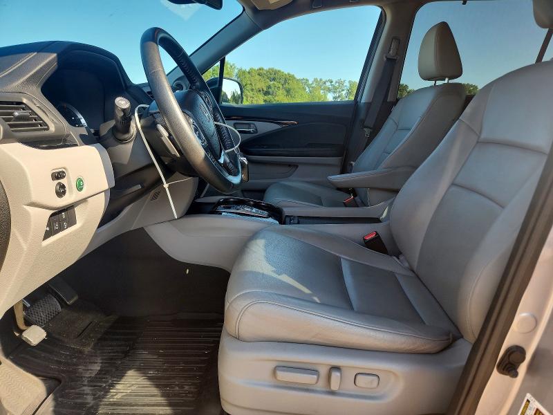 Photo 7 from auction – 2017 HONDA PILOT with VIN 5FNYF5H93HB001190