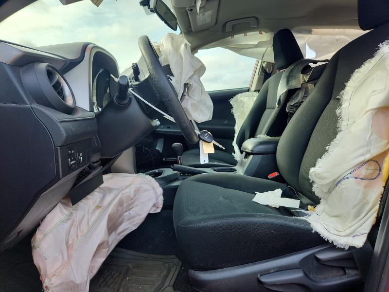 Photo 7 from auction – 2016 TOYOTA RAV4 with VIN 2T3ZFREV0GW263724