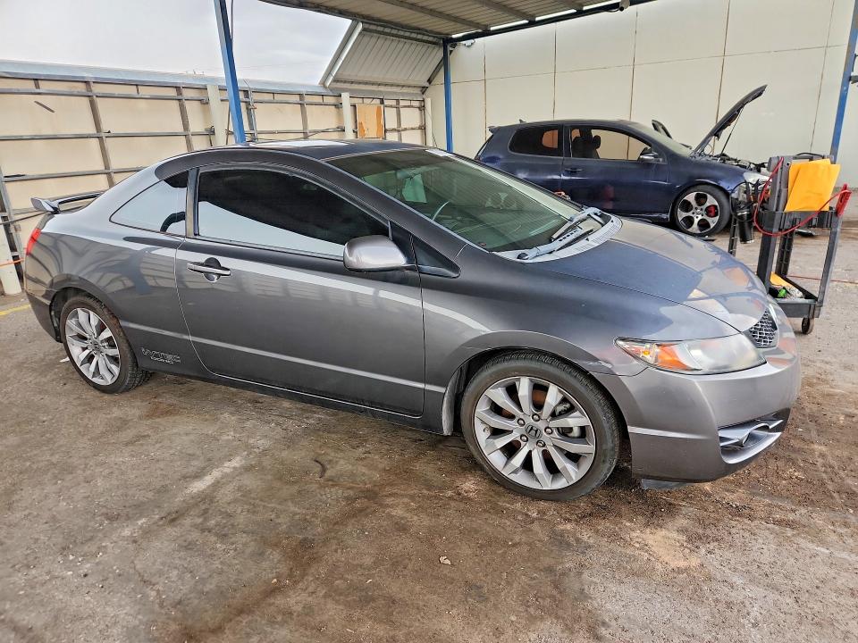 Photo 4 from auction – 2011 HONDA CIVIC with VIN 2HGFG2A58BH701154