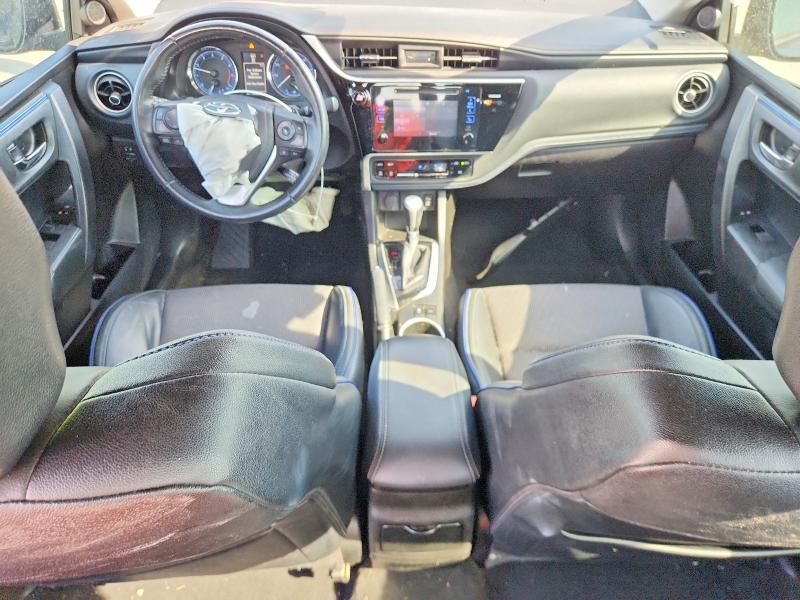 Снимка 8 от търг – 2017 TOYOTA COROLLA с VIN 5YFBURHE5HP612228