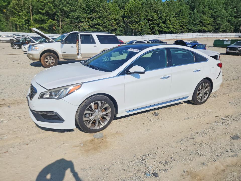 HYUNDAI SONATA 2015 с VIN 5NPE34AB4FH124854 - Снимка от търг