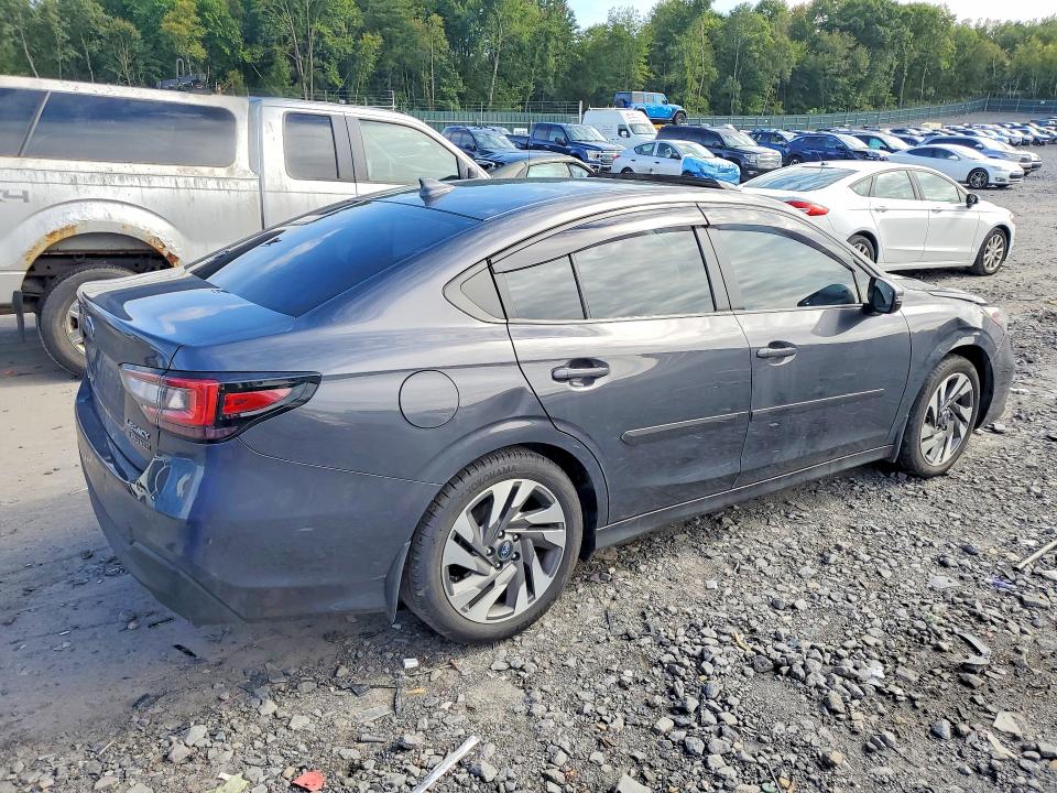 Снимка 3 от търг – 2023 SUBARU LEGACY с VIN 4S3BWAN60P3014919