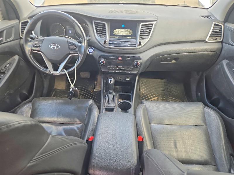 Photo 8 from auction – 2017 HYUNDAI TUCSON with VIN KM8J3CA41HU552394