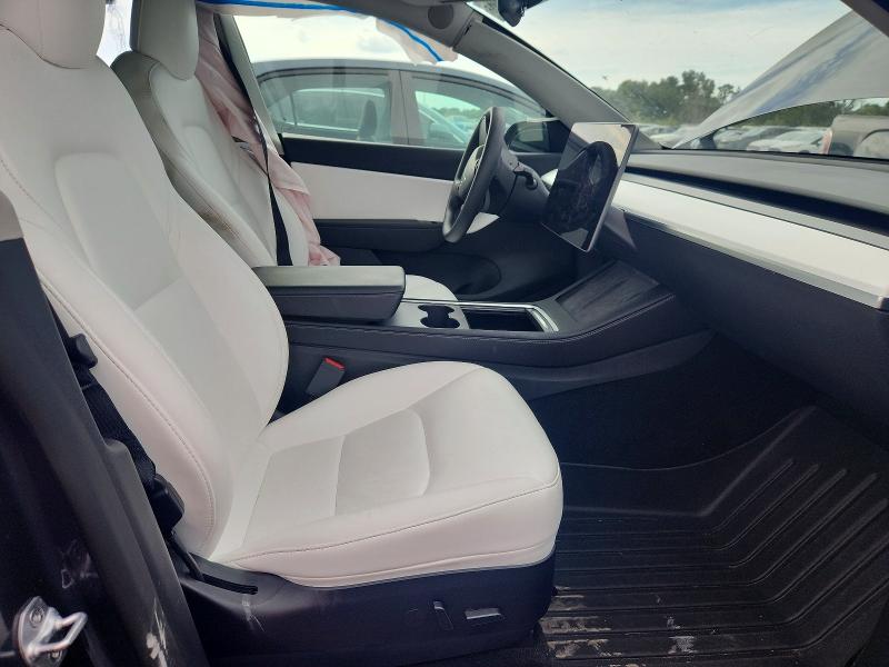 Photo 7 from auction – 2022 TESLA MODEL Y with VIN 7SAYGDEF1NF505012
