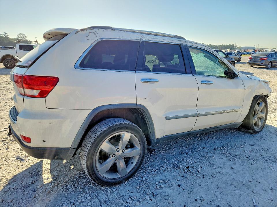 Photo 3 from auction – 2012 JEEP GRAND CHEROKEE with VIN 1C4RJFBGXCC141047