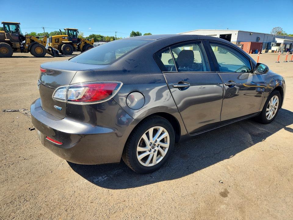Foto 3 de la subasta – 2013 MAZDA 3 con VIN JM1BL1VP9D1770810