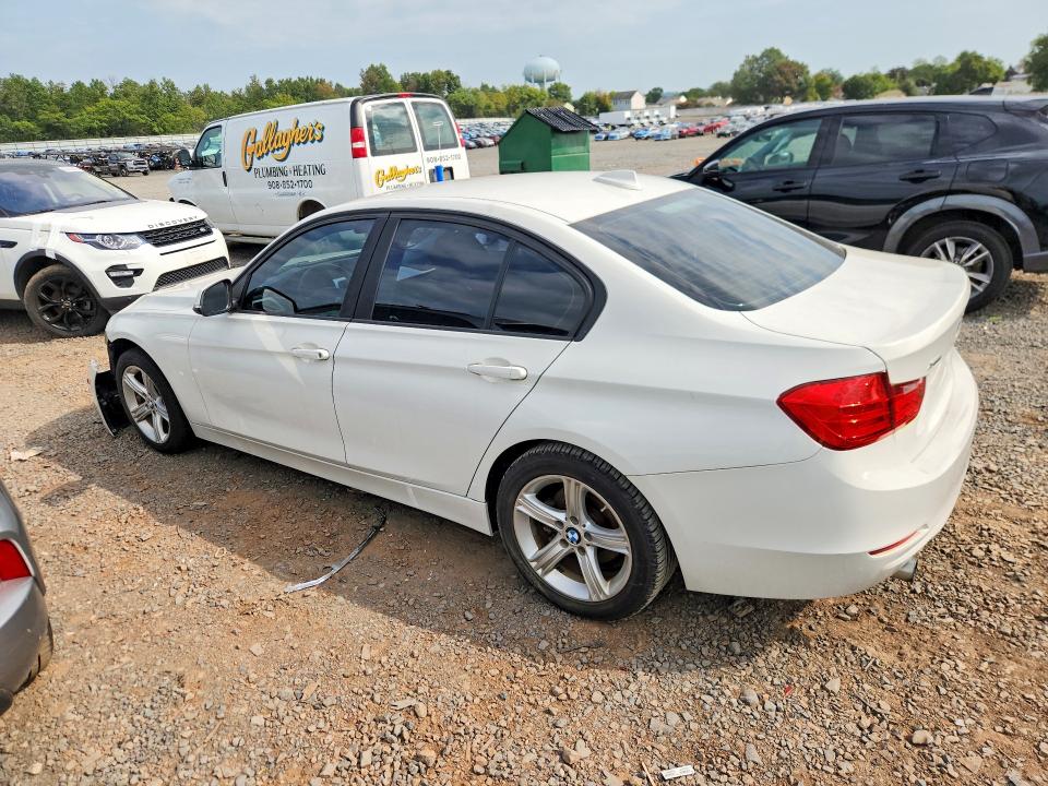 Photo 2 from auction – 2015 BMW 320 with VIN WBA3C3G54FNS73104