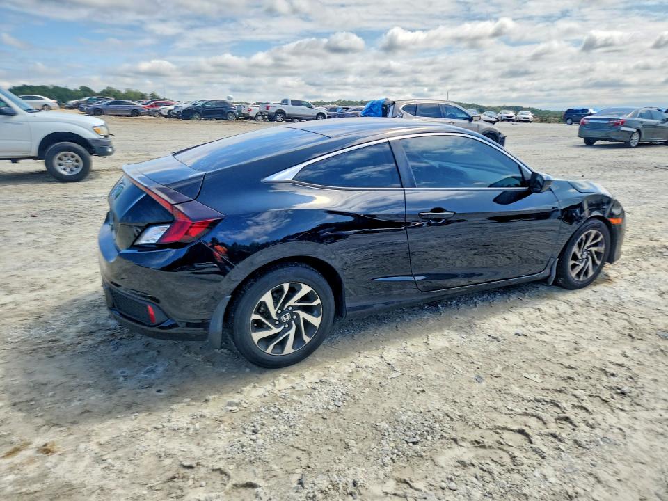 Снимка 3 от търг – 2017 HONDA CIVIC с VIN 2HGFC4B08HH310430