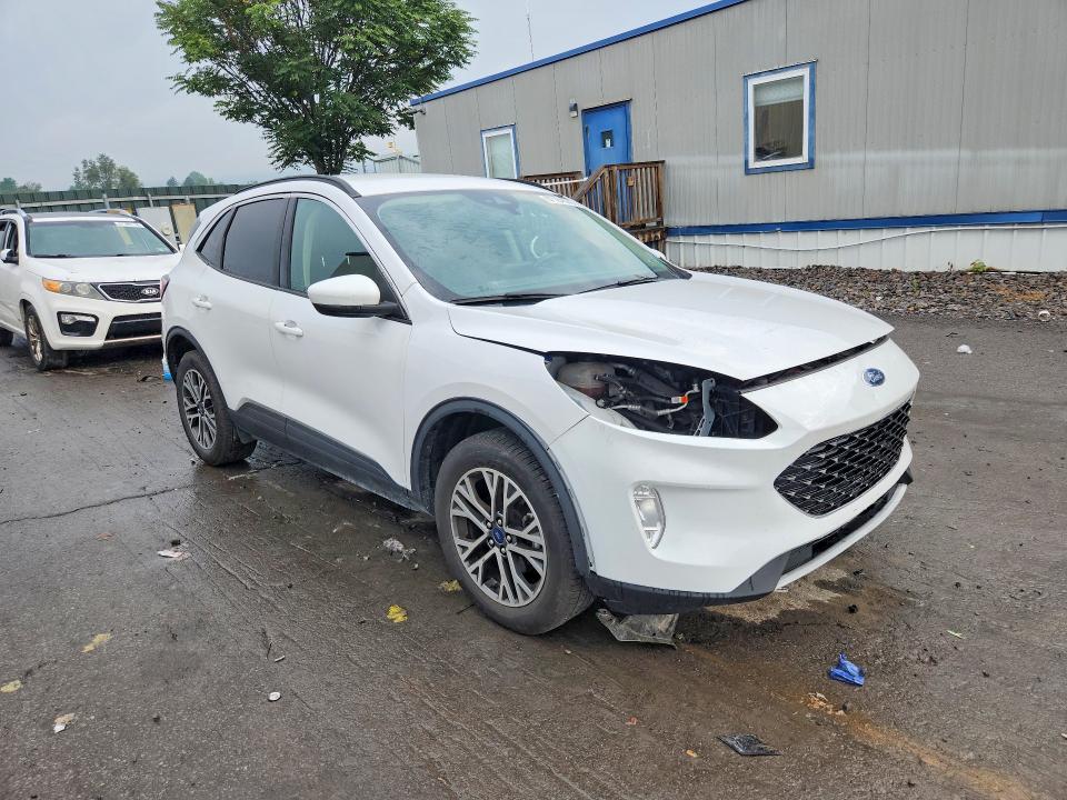 Photo 4 from auction – 2020 FORD ESCAPE with VIN 1FMCU9H63LUA21027