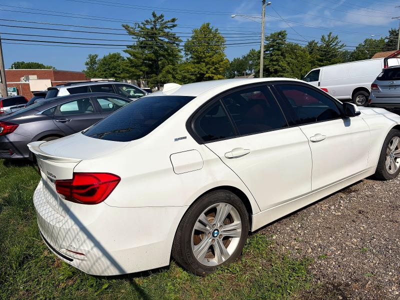 Photo 4 from auction – 2016 BMW 330E with VIN WBA8E1C58GK479703