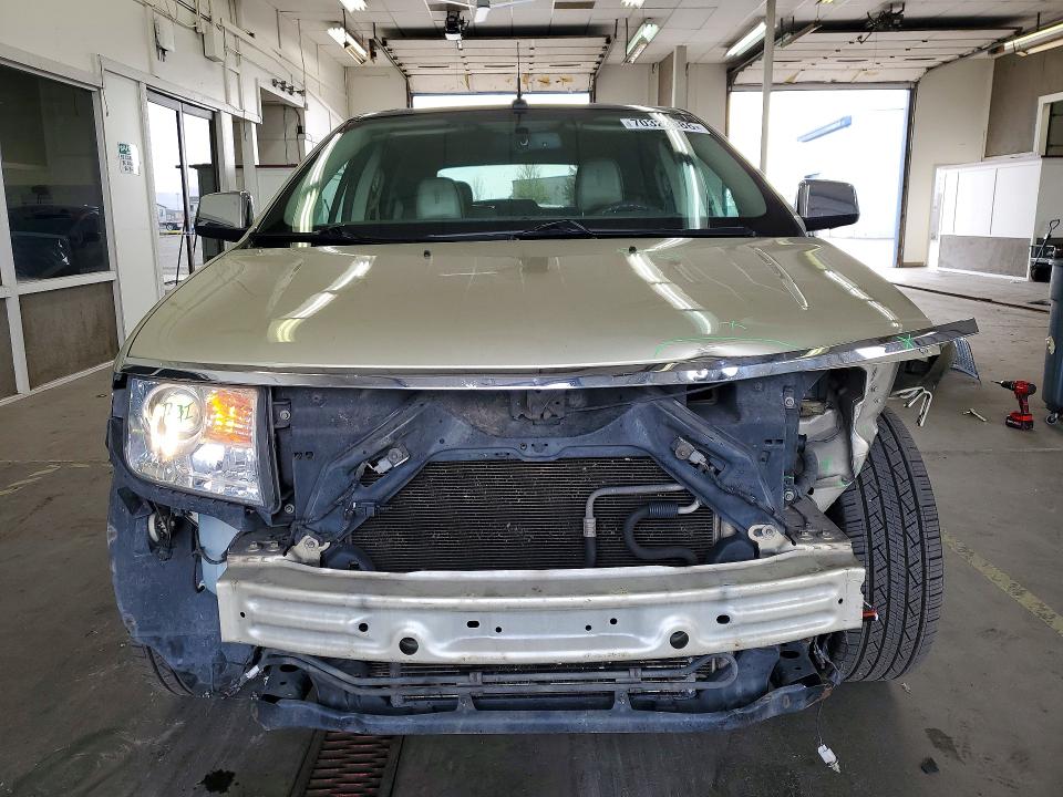 Photo 5 from auction – 2010 LINCOLN MKX with VIN 2LMDJ8JC2ABJ33543