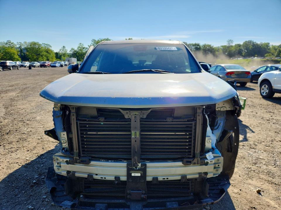 Photo 5 from auction – 2025 CHEVROLET TRAVERSE with VIN 1GNERLRS0SJ239005