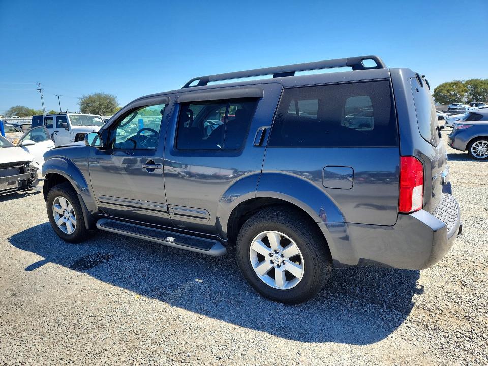 Photo 2 from auction – 2012 NISSAN PATHFINDER with VIN 5N1AR1NN9CC623572