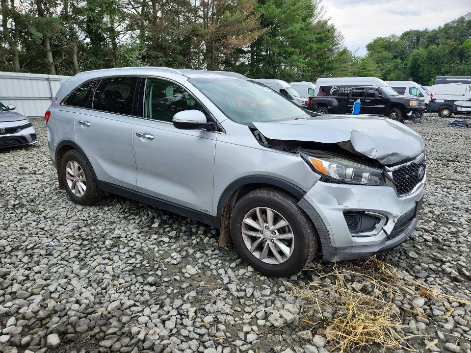 صورة رقم 4 من المزاد - 2017 KIA SORENTO مع VIN 5XYPGDA3XHG267131