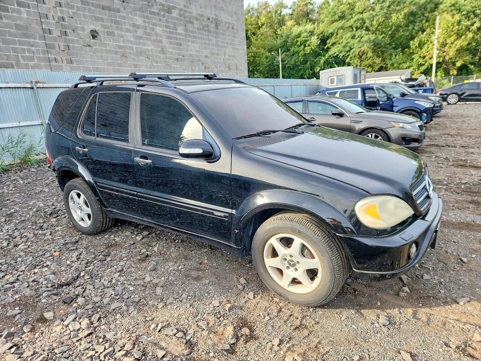 Photo 4 from auction – 2005 MERCEDES-BENZ ML with VIN 4JGAB75E25A543634