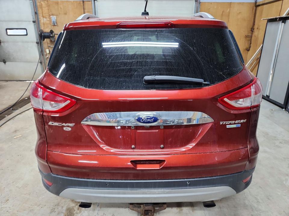 Photo 6 from auction – 2016 FORD ESCAPE with VIN 1FMCU9J92GUC48865