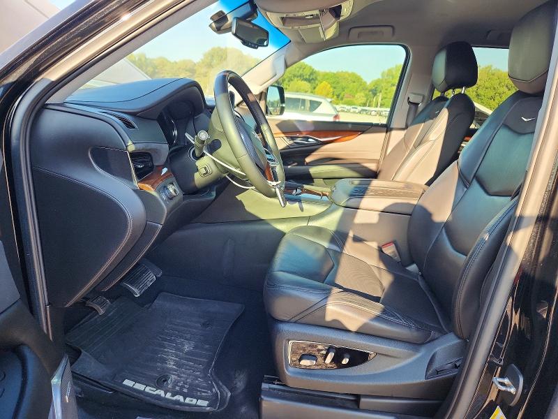 Фото 7 с аукциона – 2018 CADILLAC ESCALADE с VIN 1GYS3AKJ8JR197907