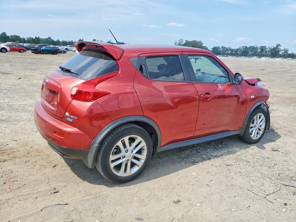 Photo 3 from auction – 2014 NISSAN JUKE with VIN JN8AF5MV0ET484882