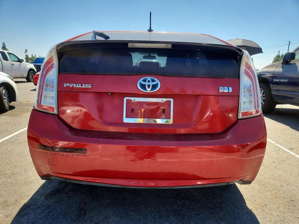 Photo 6 from auction – 2014 TOYOTA PRIUS with VIN JTDKN3DUXE1768336