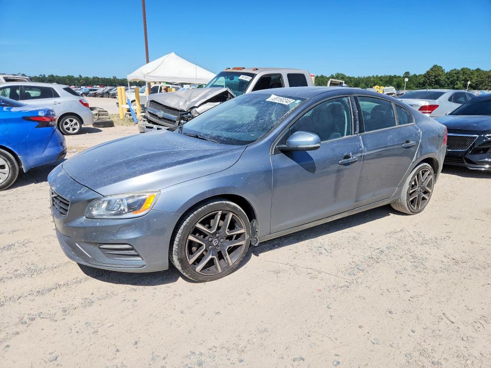 2017 VOLVO S60 - Търг №69160246