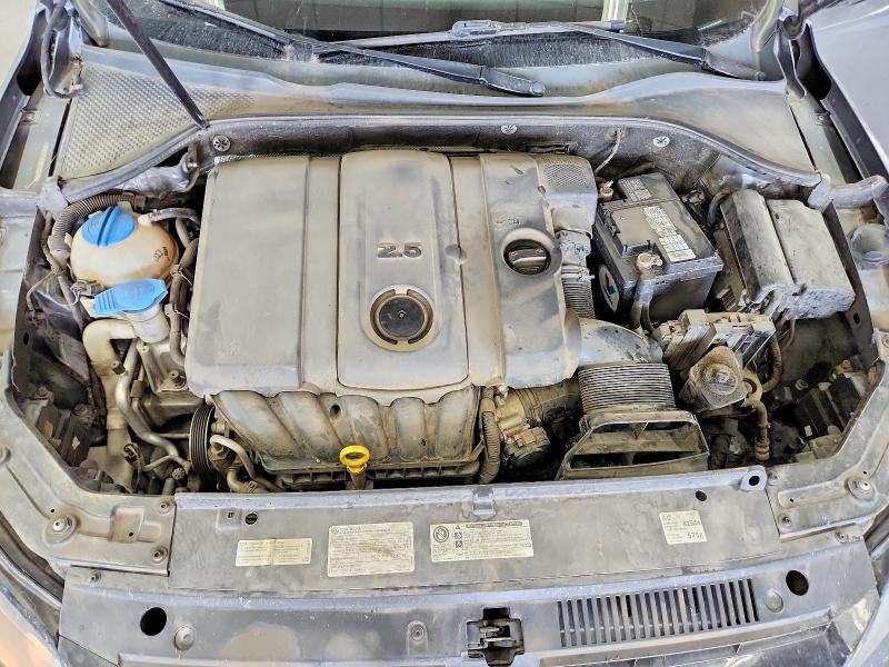 Снимка 11 от търг – 2014 VOLKSWAGEN PASSAT с VIN 1VWAP7A35EC002458