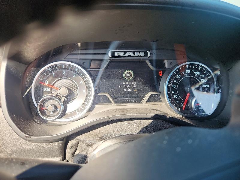 Снимка 9 от търг – 2021 RAM 1500 с VIN 1C6RREJT9MN533158