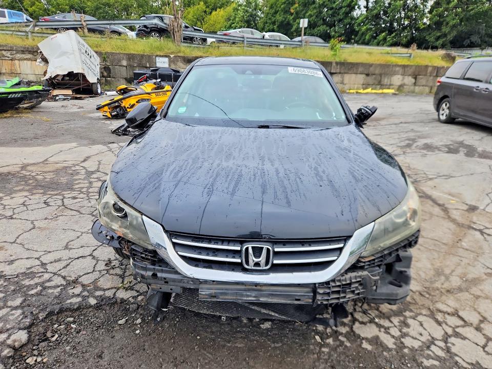 Photo 5 from auction – 2015 HONDA ACCORD with VIN 1HGCR2F80FA073949